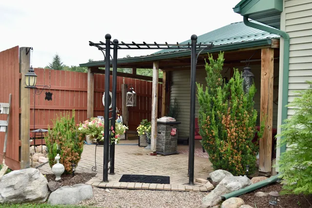 $599,900 | 1610 Plum Street, Grasston, MN 55030