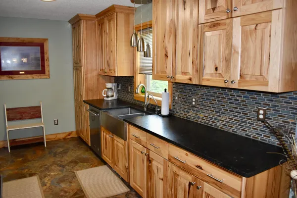 $599,900 | 1610 Plum Street, Grasston, MN 55030