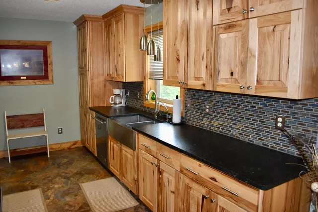 $599,900 | 1610 Plum Street, Grasston, MN 55030