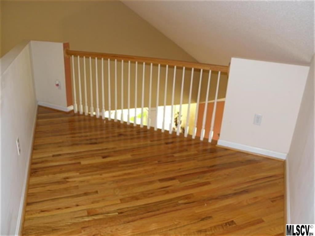 102 Merlins Way Hudson, NC 28638 - Photo 5 of 25 Gallery Image 5