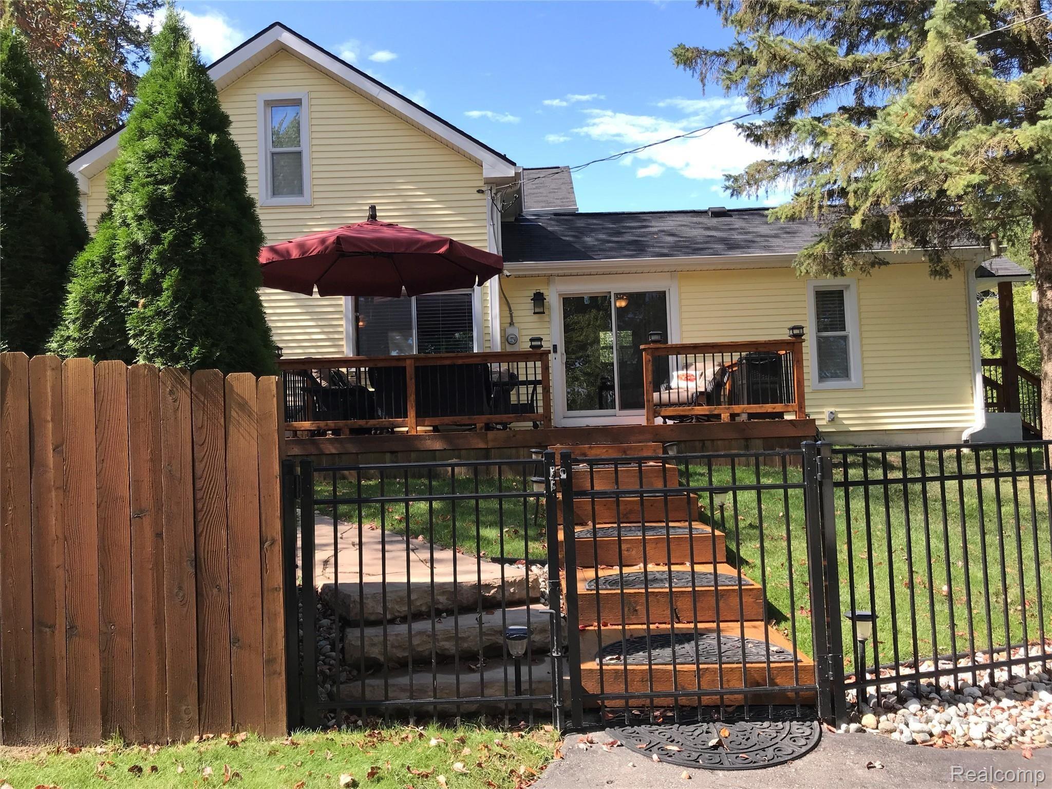 4140 West Marr Road Howell, MI 48855 - Photo 1 of 42 IMG_3611.jpg