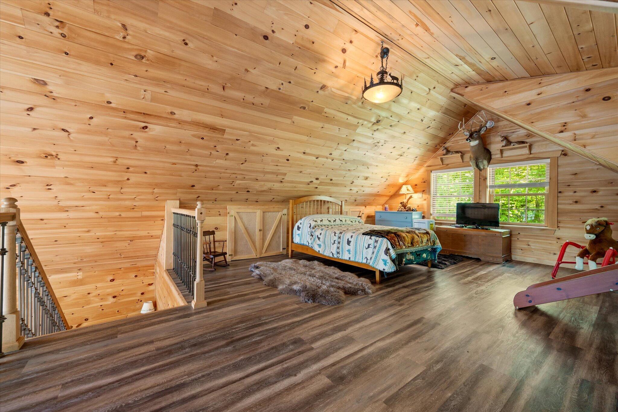 41 Short Point Way Orland, ME 04472 - Photo 22 of 63 21-Loft