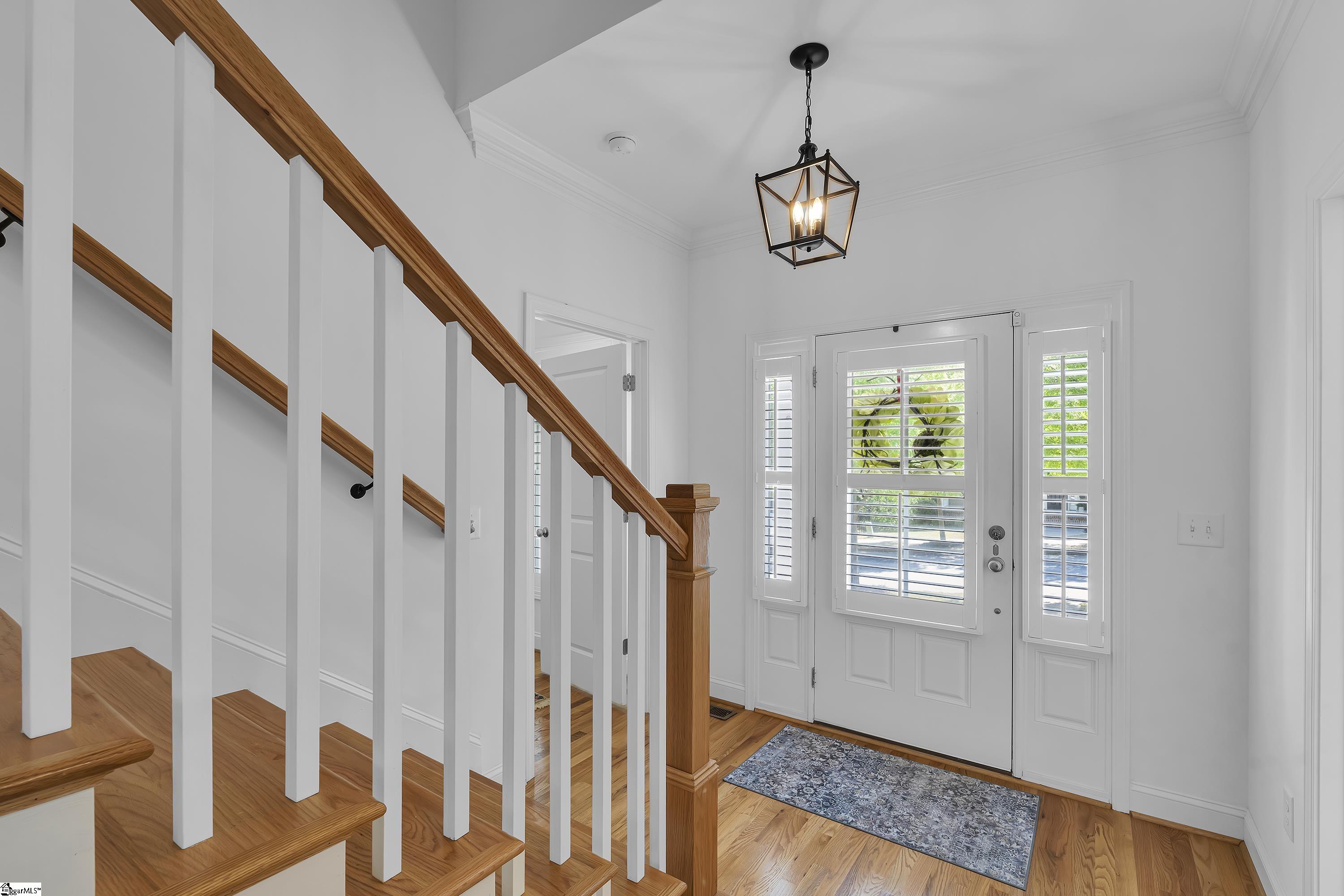 23 Highcroft Court Greenville, SC 29607 - Photo 3 of 27