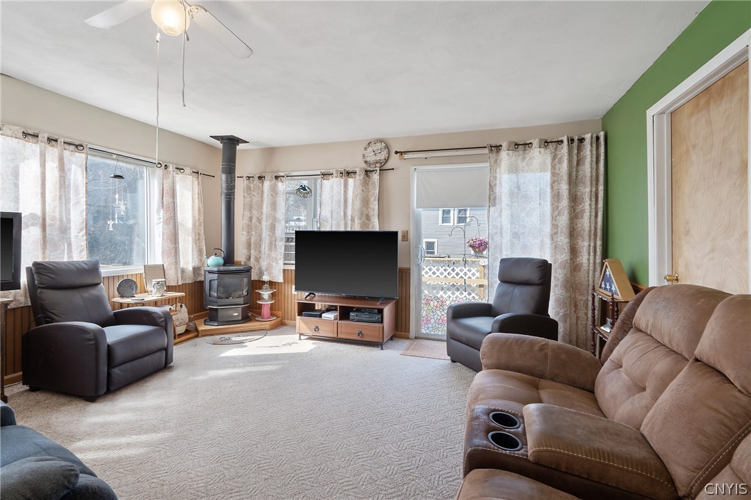 608 Seneca Street Fulton, NY 13069 - Photo 5 of 46