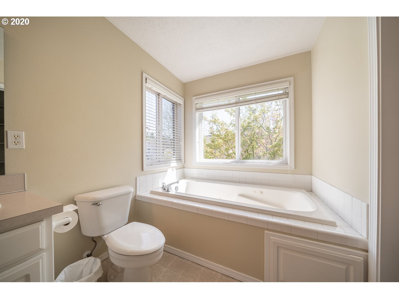 1196 Keystone Loop Northeast Keizer, OR 97303 - Photo 22 of 32 Gallery Image 22