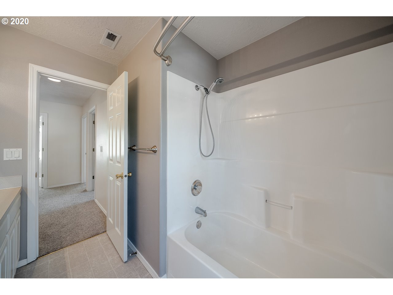 1196 Keystone Loop Northeast Keizer, OR 97303 - Photo 26 of 32 Gallery Image 26