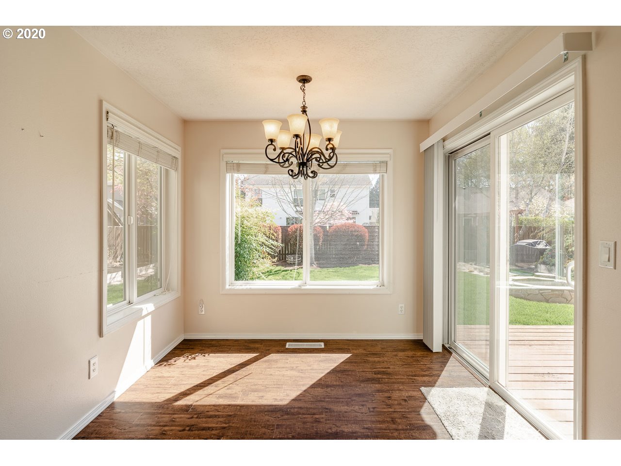 1196 Keystone Loop Northeast Keizer, OR 97303 - Photo 10 of 32 Gallery Image 10