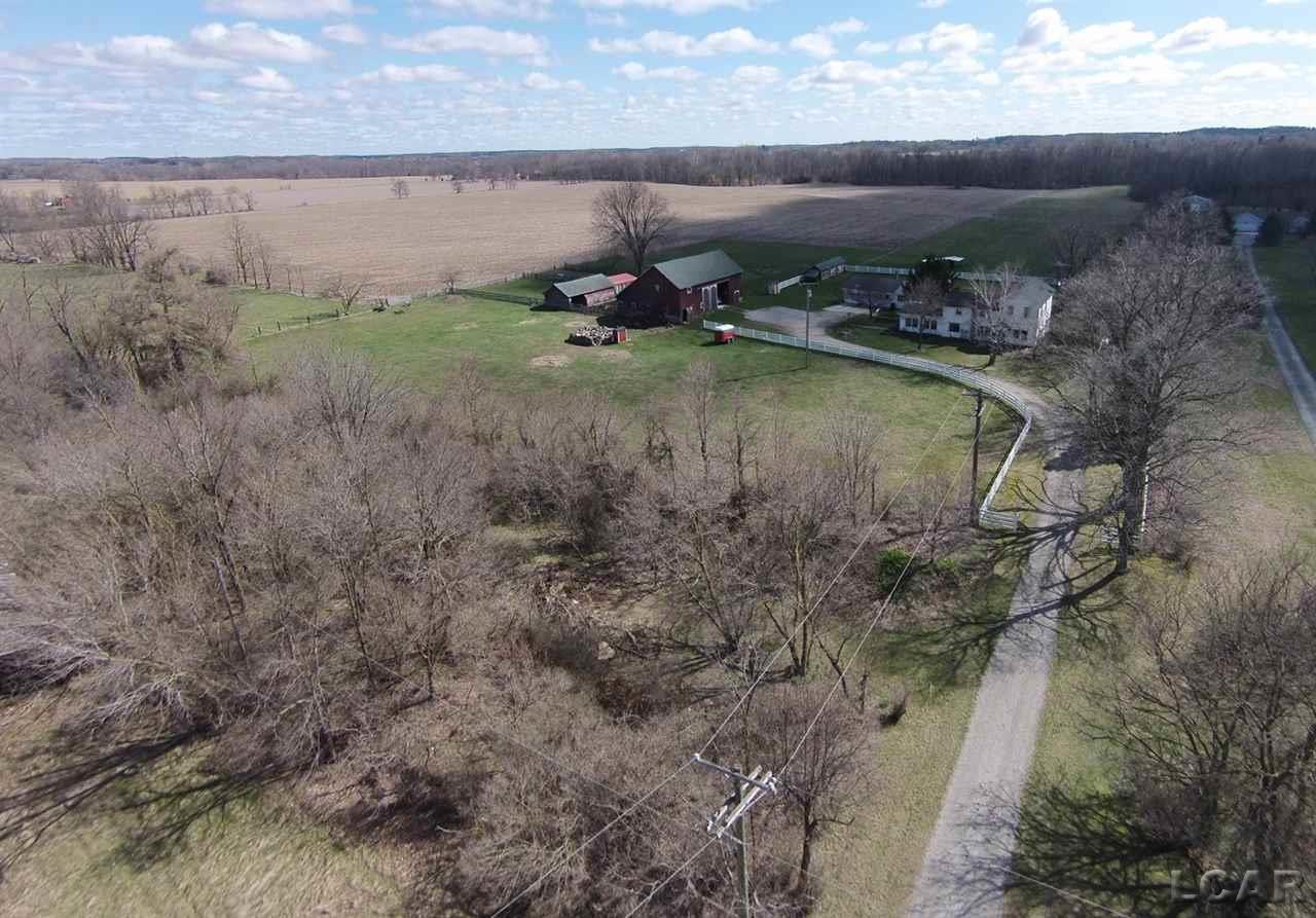 12483 Hogan Road Clinton, MI 49236 - Photo 11 of 46 31286127-10.JPG