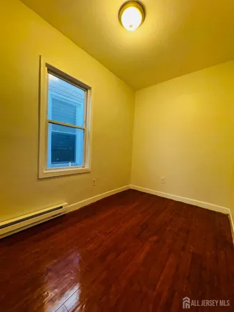 $2,250 | 489 South 17th Street, Newark, NJ 07103