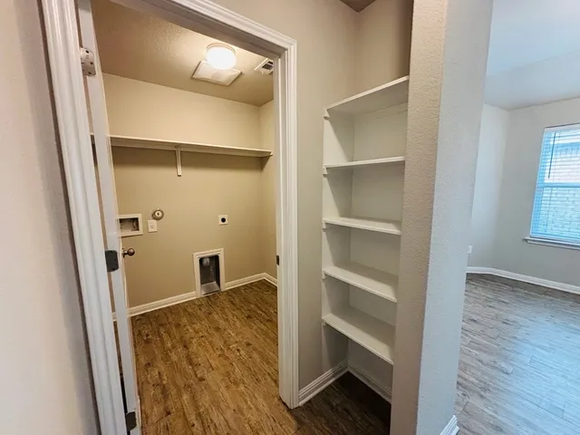 $2,195 | 1305 Bear Peak Lane, Pflugerville, TX 78660