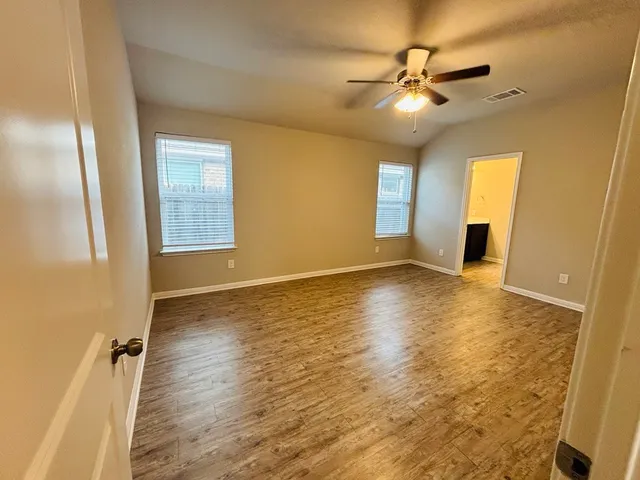 $2,195 | 1305 Bear Peak Lane, Pflugerville, TX 78660