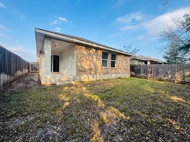 $2,195 | 1305 Bear Peak Lane, Pflugerville, TX 78660