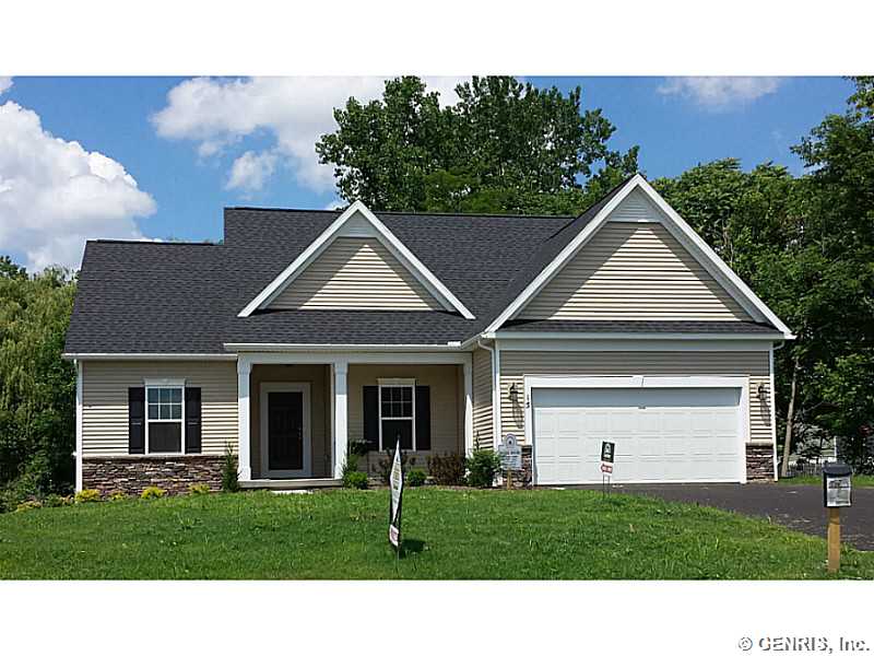 7 West Bay Road Sterling, NY 13156 - Photo 2 of 18 Exterior Front.