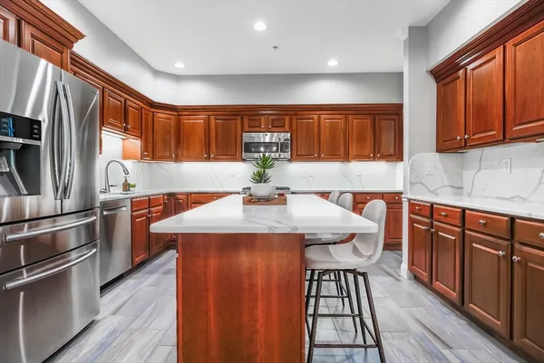 $629,900 | 432 Boxwood Lane, Unit 432, Clinton, MA 01510