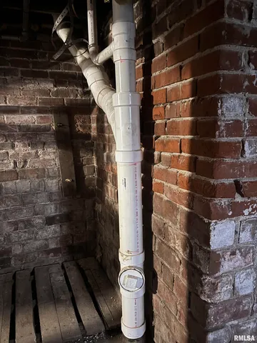 $149,900 | 735 West Douglas Avenue, Jacksonville, IL 62650