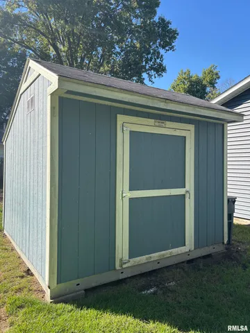 $149,900 | 735 West Douglas Avenue, Jacksonville, IL 62650