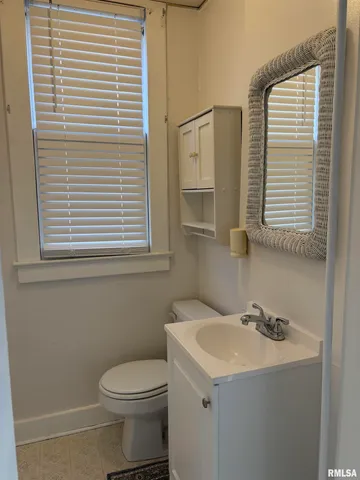 $149,900 | 735 West Douglas Avenue, Jacksonville, IL 62650