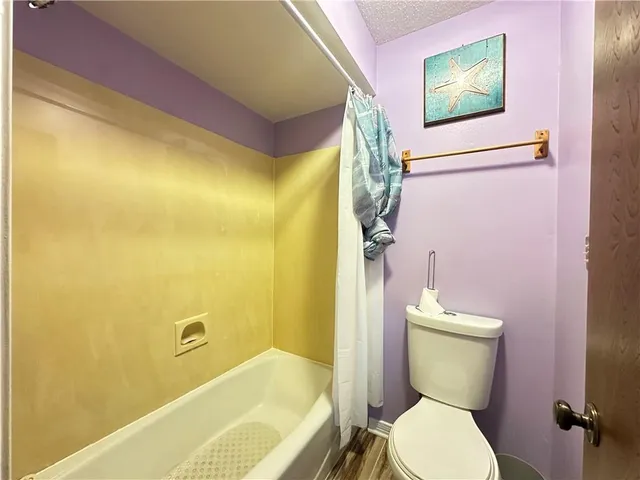 $1,400 | 150 Cypress Grove Court, Unit 101, New Orleans, LA 70131