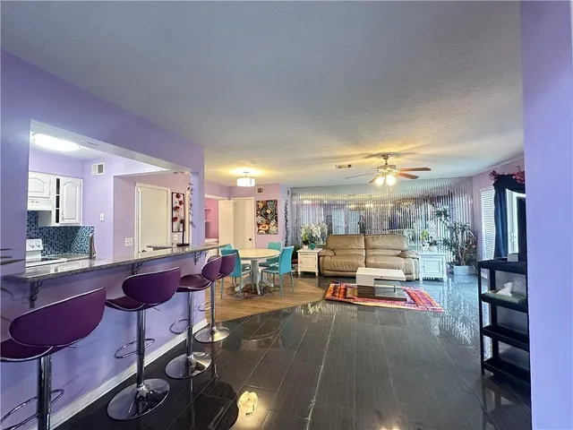 $1,400 | 150 Cypress Grove Court, Unit 101, New Orleans, LA 70131