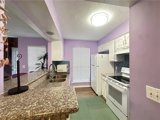 $1,400 | 150 Cypress Grove Court, Unit 101, New Orleans, LA 70131