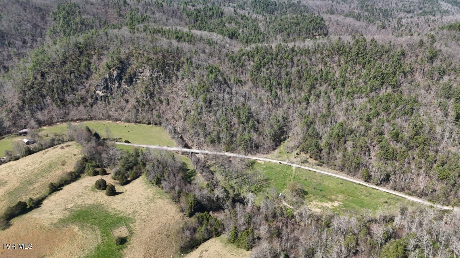 1770 Old 15th Road Del Rio, TN 37727 - Photo 12 of 31 WhatsApp Image 2026-03-31 at 8.23.15 PM