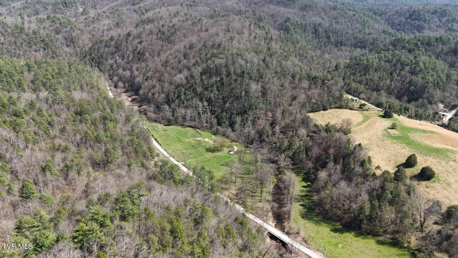 1770 Old 15th Road Del Rio, TN 37727 - Photo 23 of 31 WhatsApp Image 2026-03-31 at 8.24.00 PM