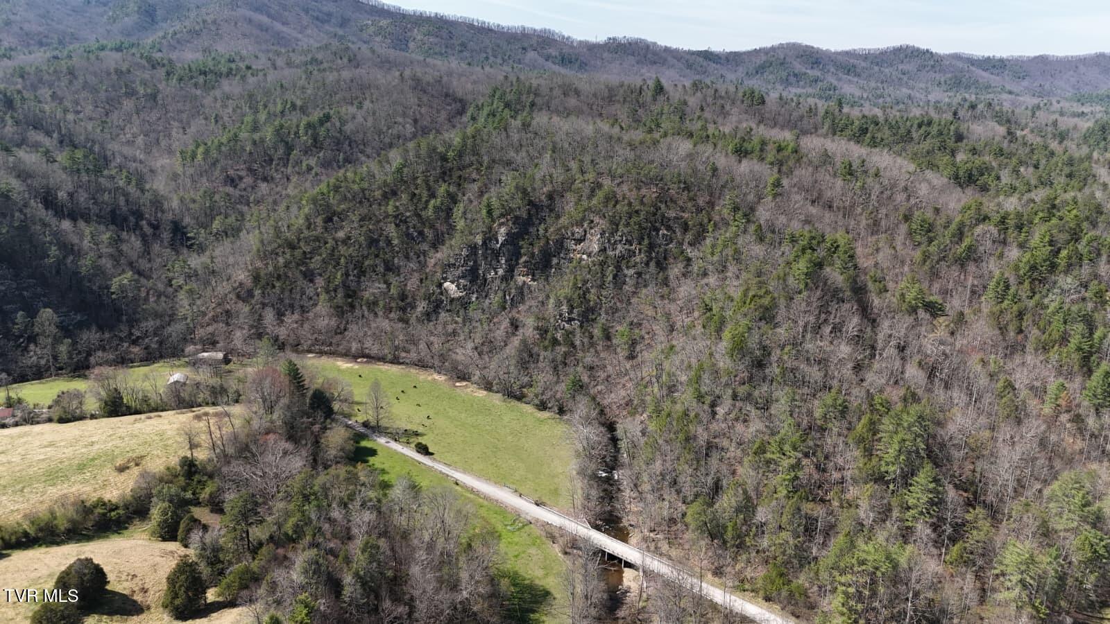 1770 Old 15th Road Del Rio, TN 37727 - Photo 28 of 31 WhatsApp Image 2026-03-31 at 8.24.01 PM