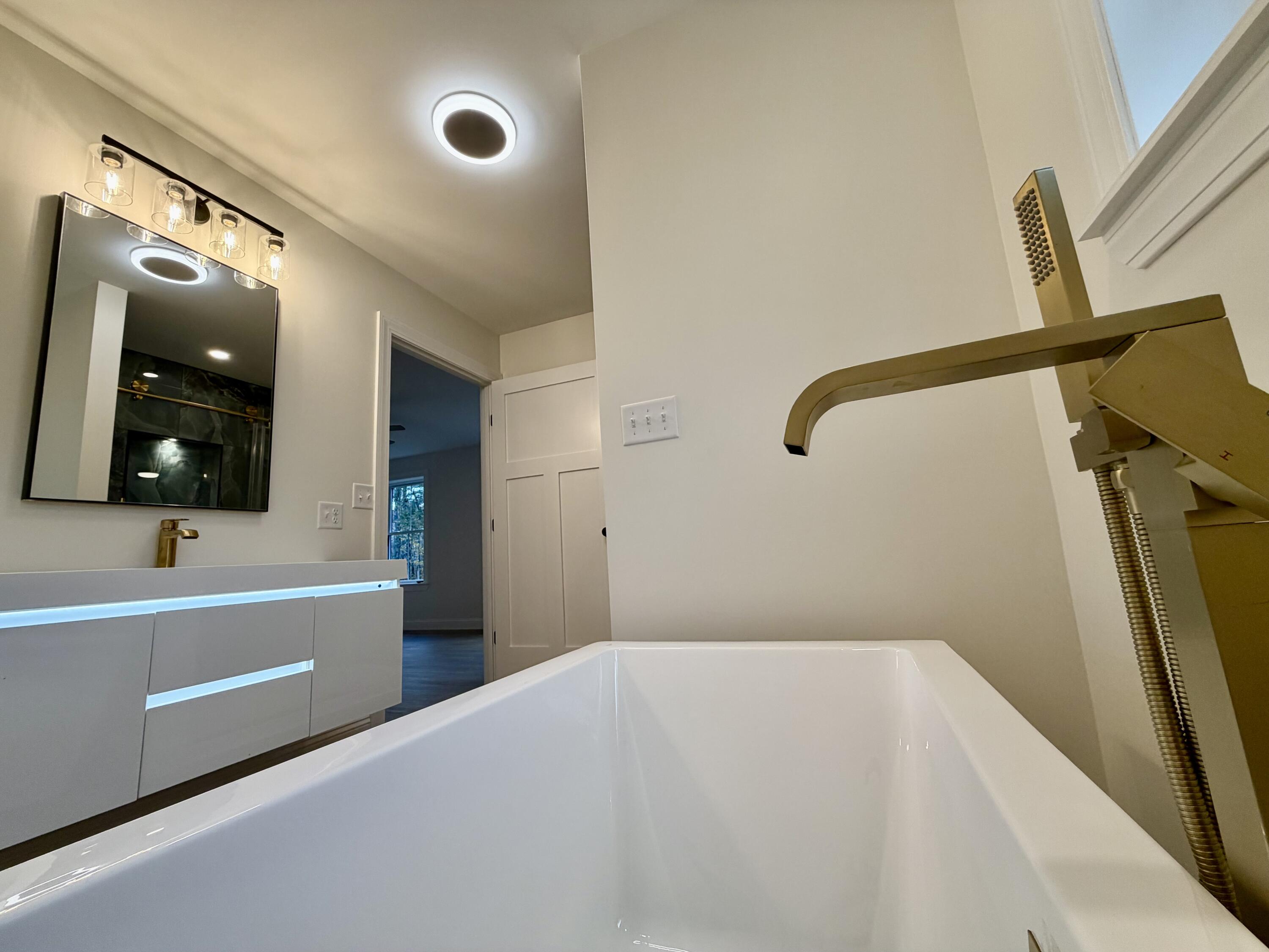 308 Clark Road Hermon, ME 04401 - Photo 33 of 56 Master bath