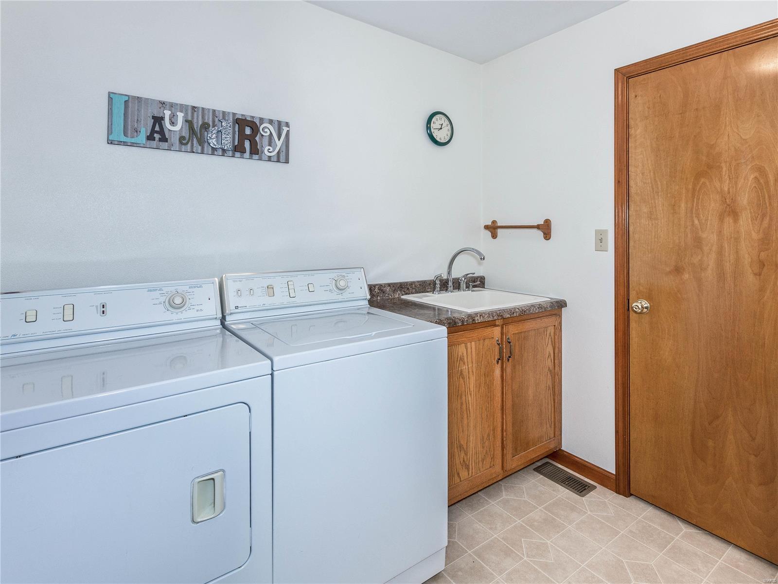6158 Alhambra Road Alhambra, IL 62001 - Photo 25 of 52