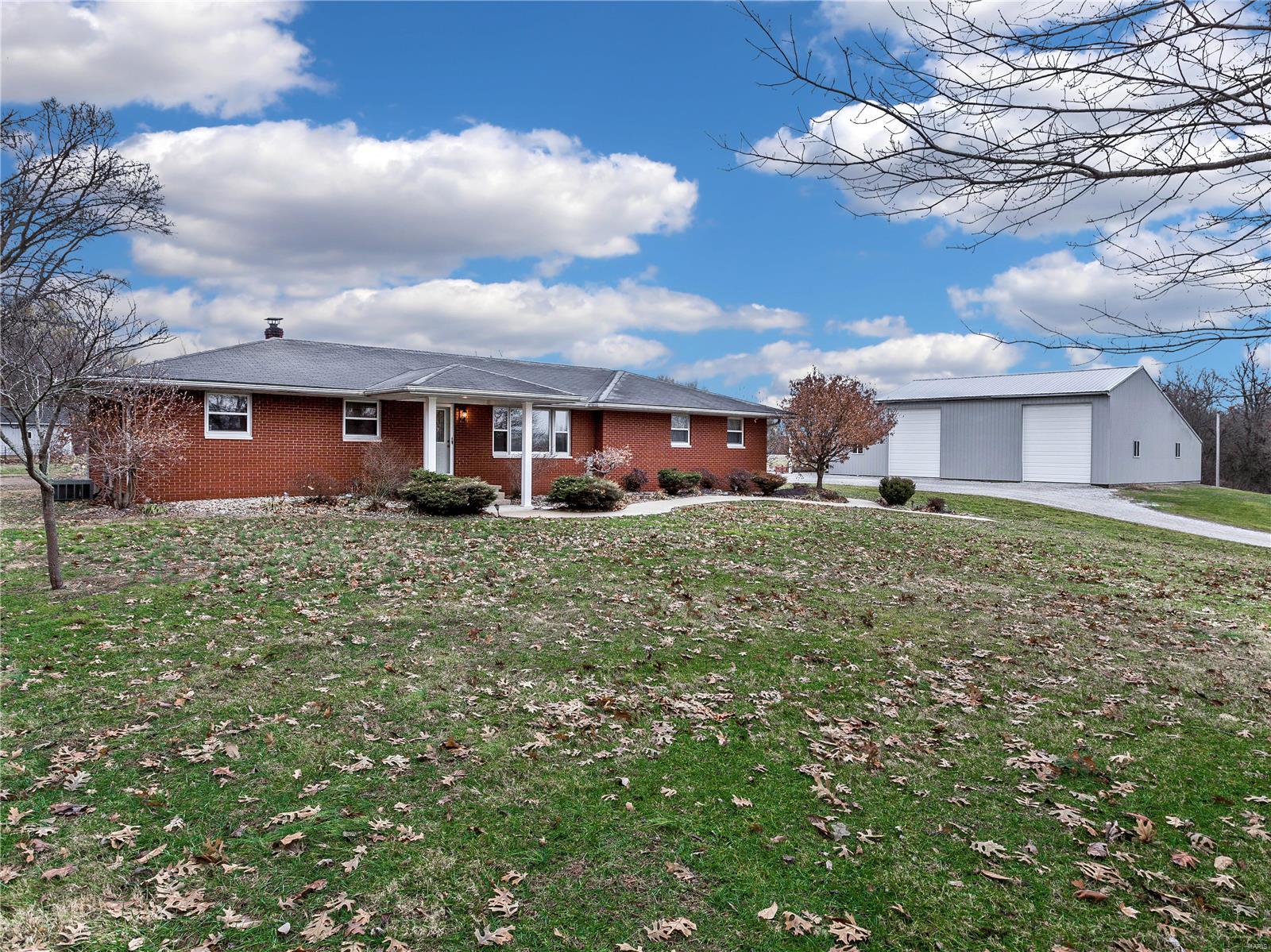 6158 Alhambra Road Alhambra, IL 62001 - Photo 37 of 52