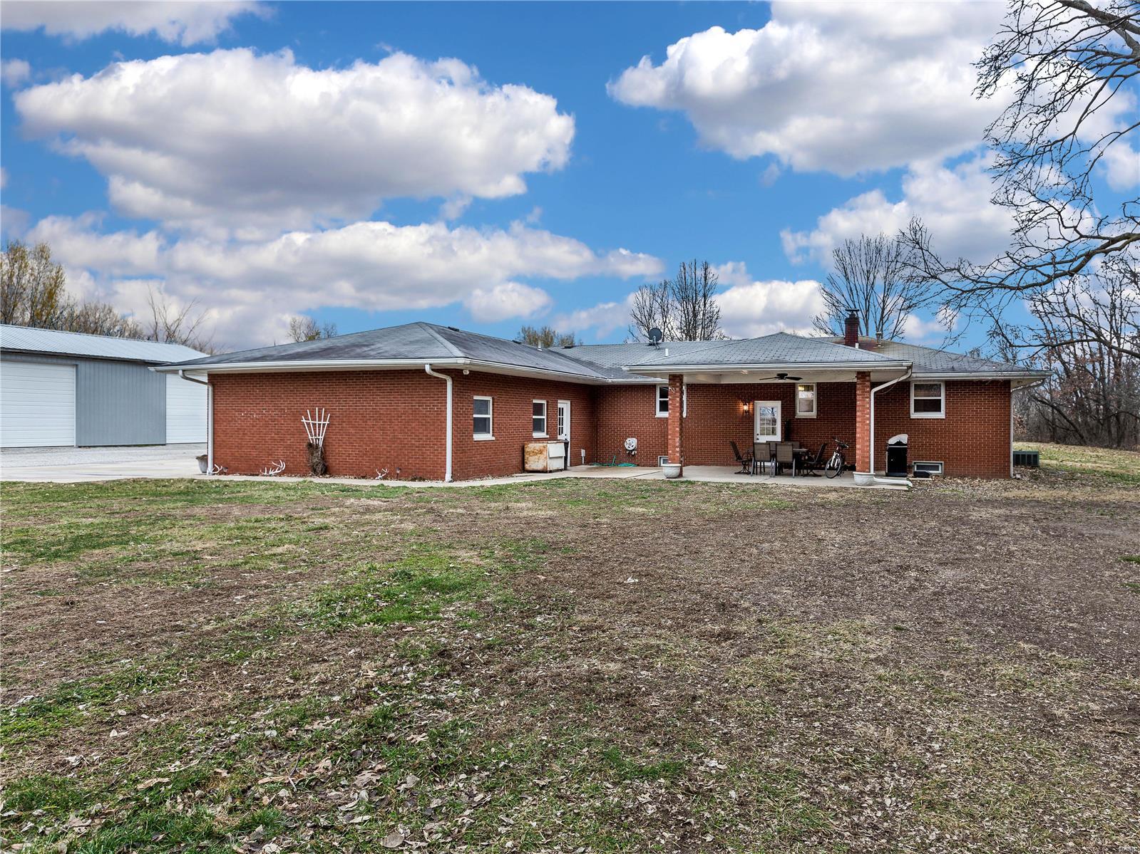 6158 Alhambra Road Alhambra, IL 62001 - Photo 41 of 52