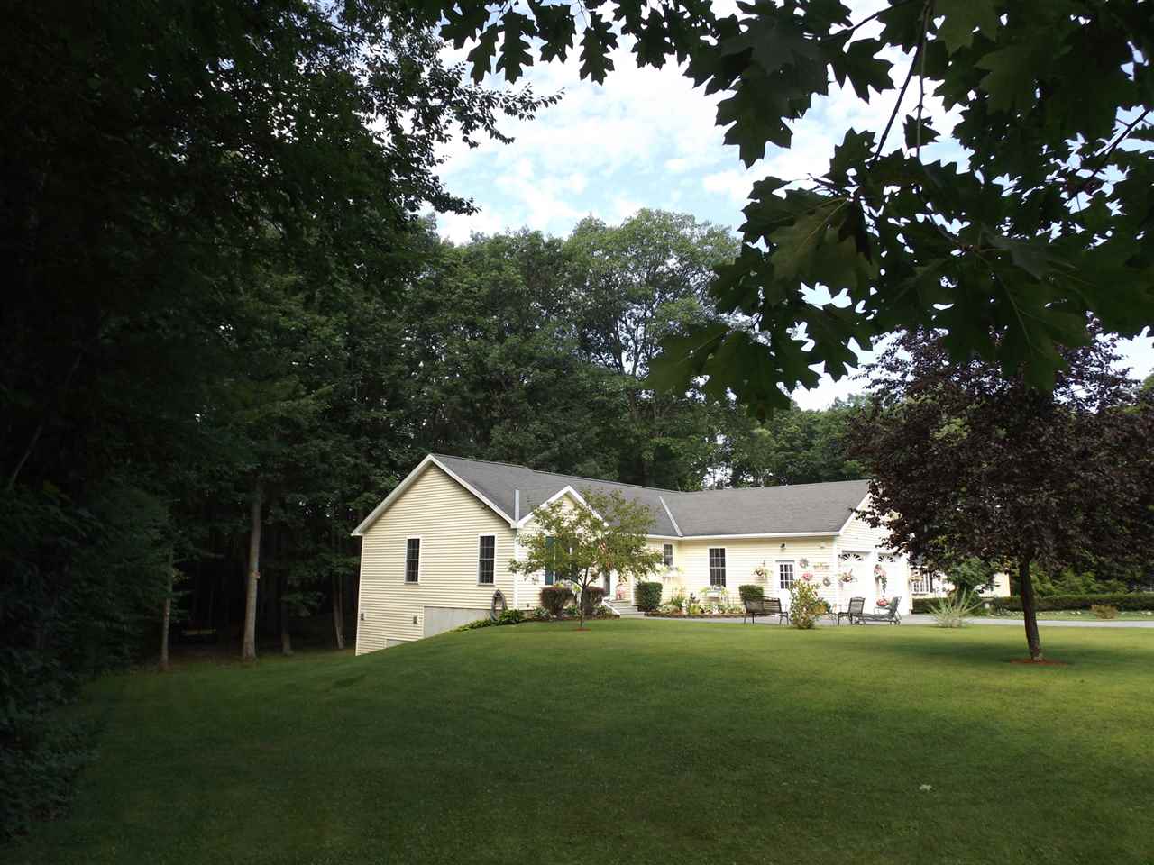 658 Deer Run Road Brandon, VT 05733 - Photo 2 of 30 Gallery Image 2