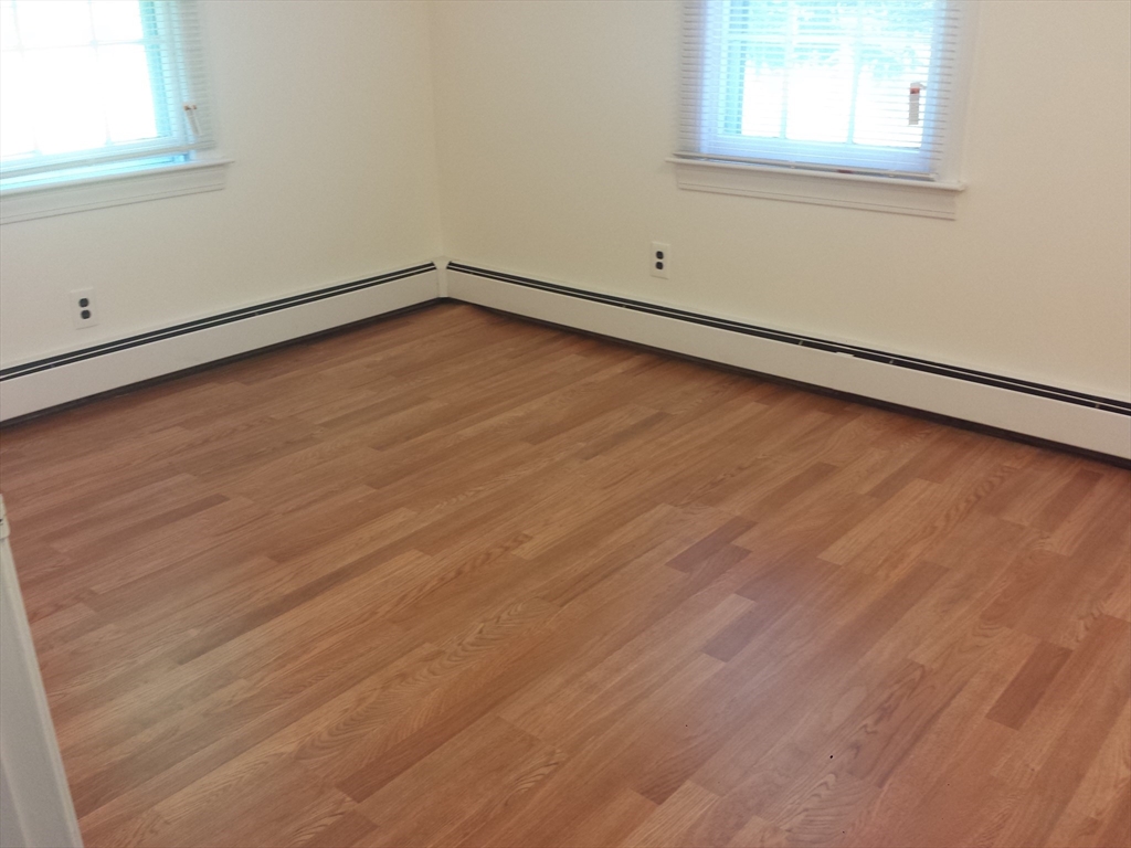 342 Conant Road Weston, MA 02493 - Photo 6 of 9
