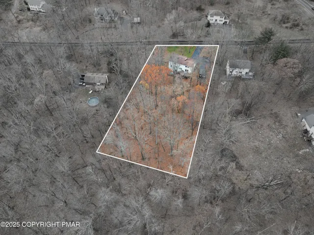 $464,800 | 113 Hemlock Road, Tannersville, PA 18372