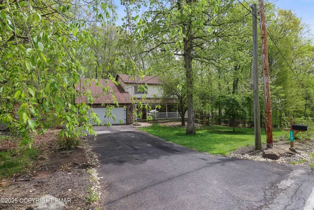 $464,800 | 113 Hemlock Road, Tannersville, PA 18372