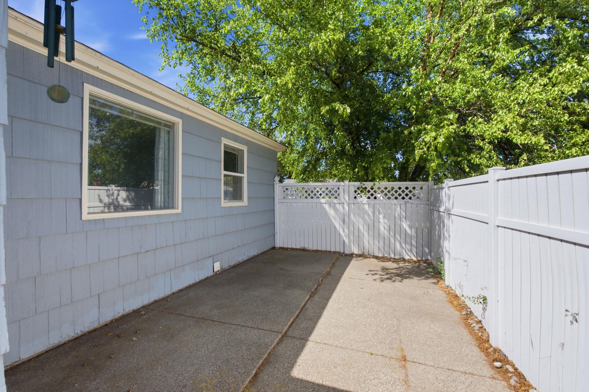 2803 West Rowan Avenue Spokane, WA 99205 - Photo 17 of 24