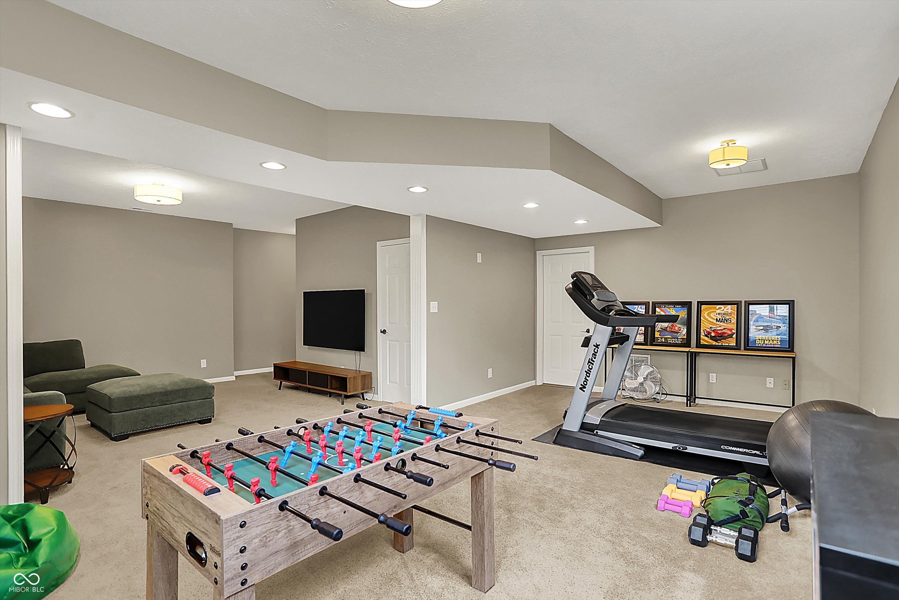 5255 Apache Moon Carmel, IN 46033 - Photo 37 of 48