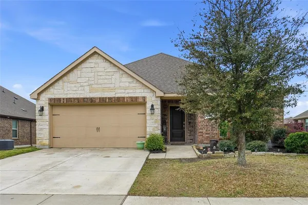 $396,500 | 2805 Dominion Street, Denton, TX 76209