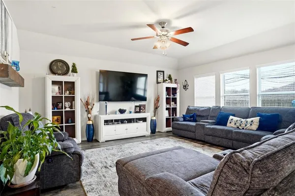 $396,500 | 2805 Dominion Street, Denton, TX 76209