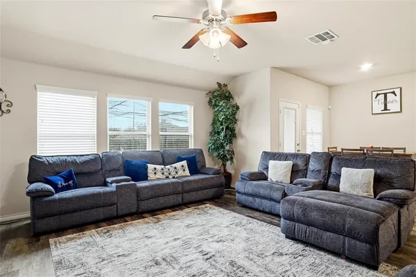$396,500 | 2805 Dominion Street, Denton, TX 76209