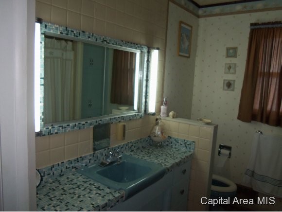 1912 South Pasfield Street Springfield, IL 62704 - Photo 4 of 19