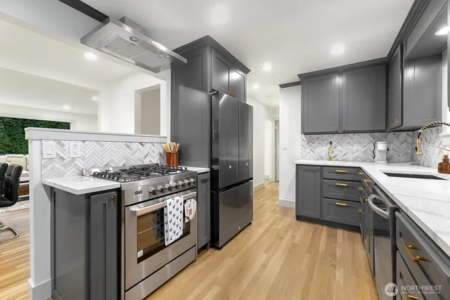 $864,990 | 2356 North 130th Street, Seattle, WA 98133