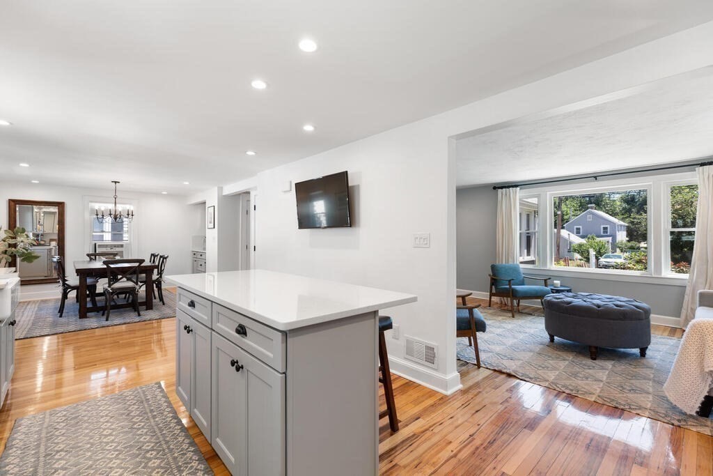 81 Joyce Kilmer Road Boston, MA 02132 - Photo 11 of 34 Gallery Image 11
