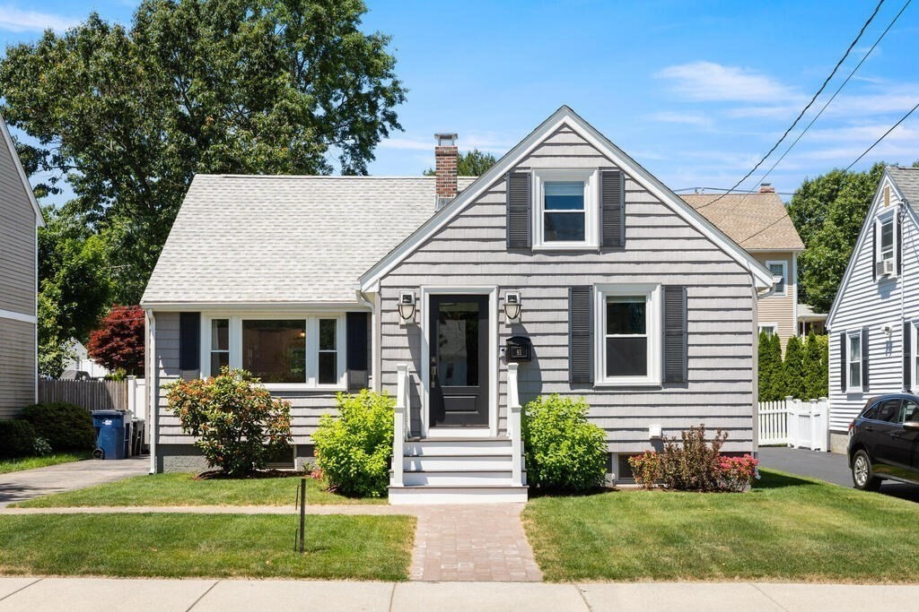 81 Joyce Kilmer Road Boston, MA 02132 - Photo 2 of 34 Gallery Image 2