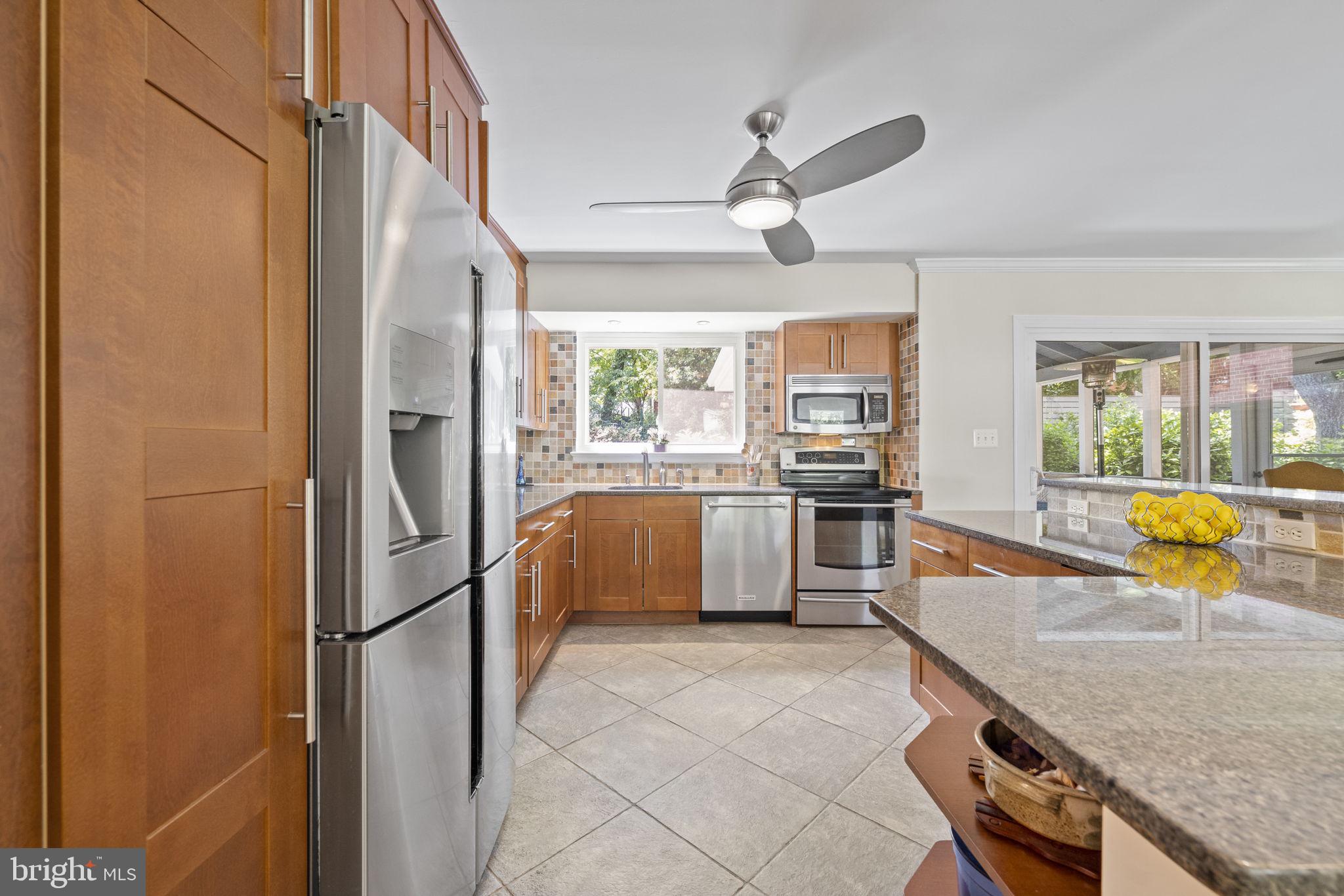 1614 Tilton Drive Silver Spring, MD 20902 - Photo 8 of 46