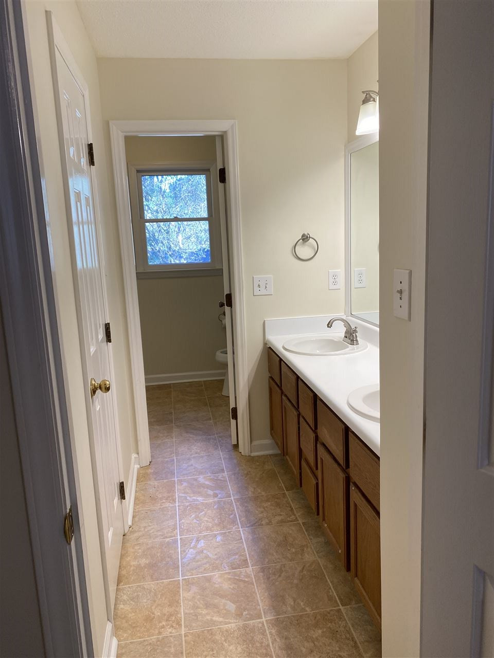 1648 Claiborne Court Raleigh, NC 27606 - Photo 10 of 13 Photo 10