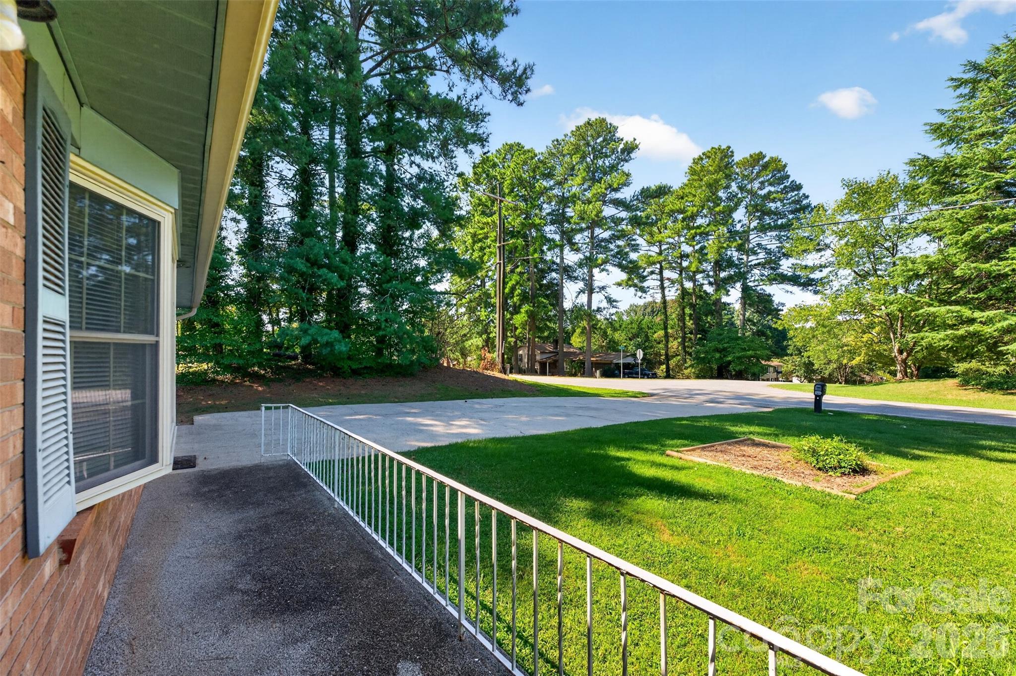 632 Wildlife Access Road Hickory, NC 28601 - Photo 9 of 48 Gallery Image 9