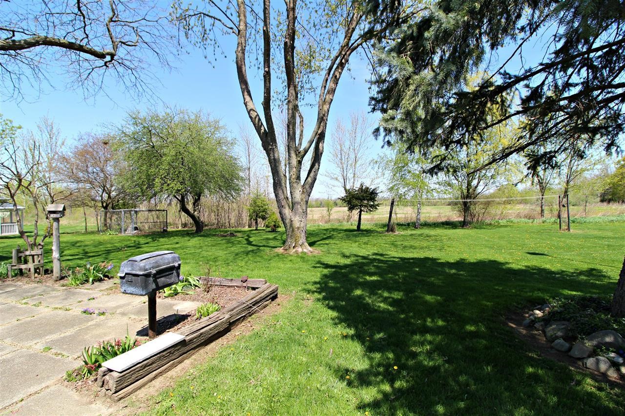 8346 Miller Road Swartz Creek, MI 48473 - Photo 20 of 27 21445810-19.JPG