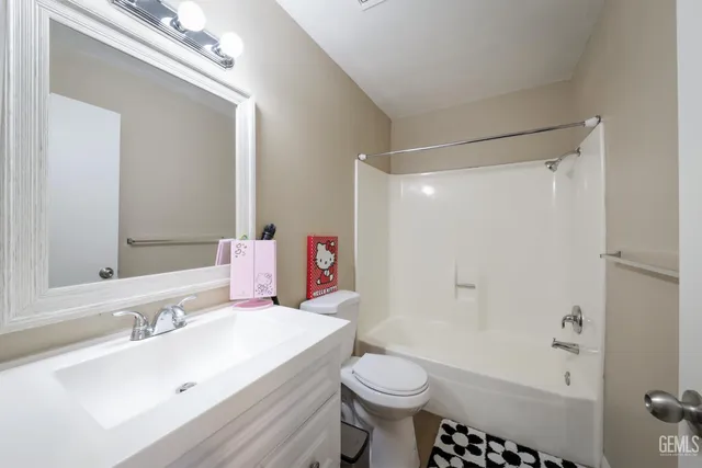 $255,000 | Undisclosed Address, Bakersfield, CA 93308