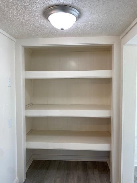 690 Upton Avenue Springfield, MI 49037 - Photo 12 of 39 IMG_1934